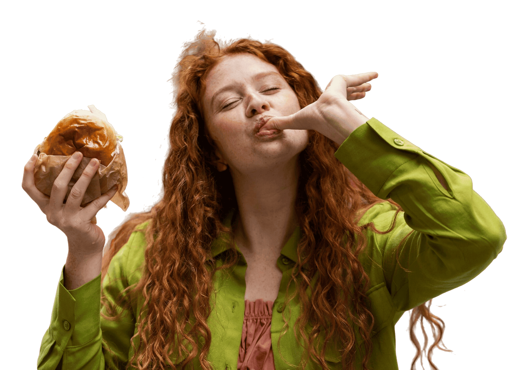 4 torres chica comiendo
